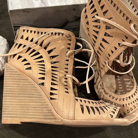 Jeffery Campbell | ‘Rodillo Hi’ Nude Leather Geometric Cut-Out Wedge Sandals 8.5 - Picture 9 of 9
